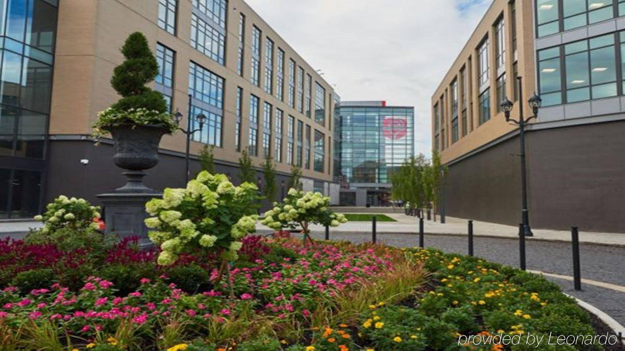 Sonesta Simply Suites Cleveland North Olmsted Airport Buitenkant foto