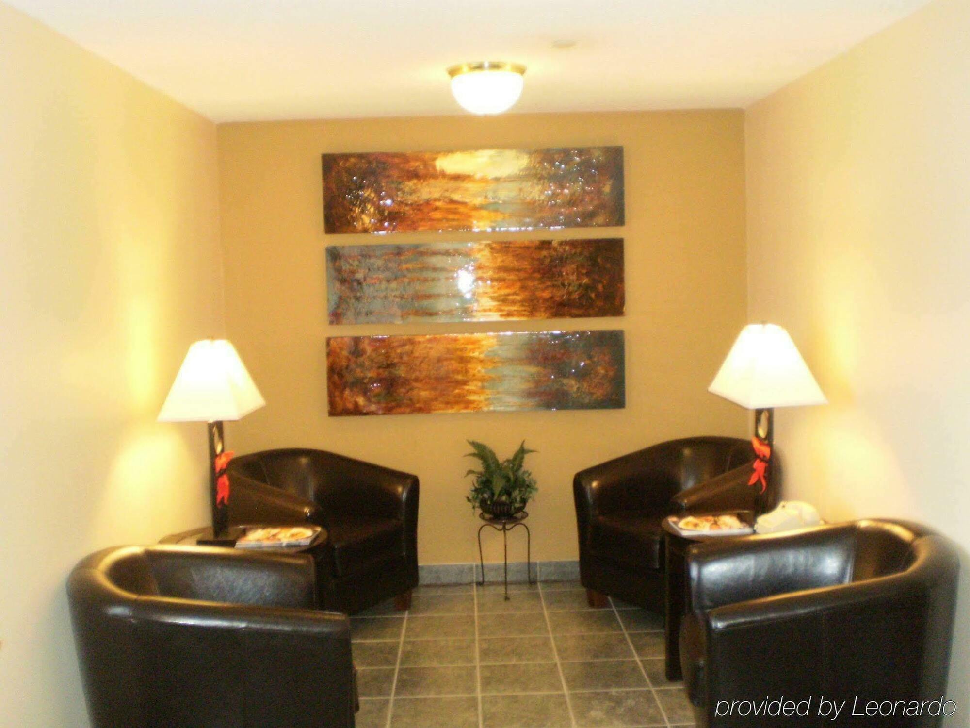 Sonesta Simply Suites Cleveland North Olmsted Airport Buitenkant foto